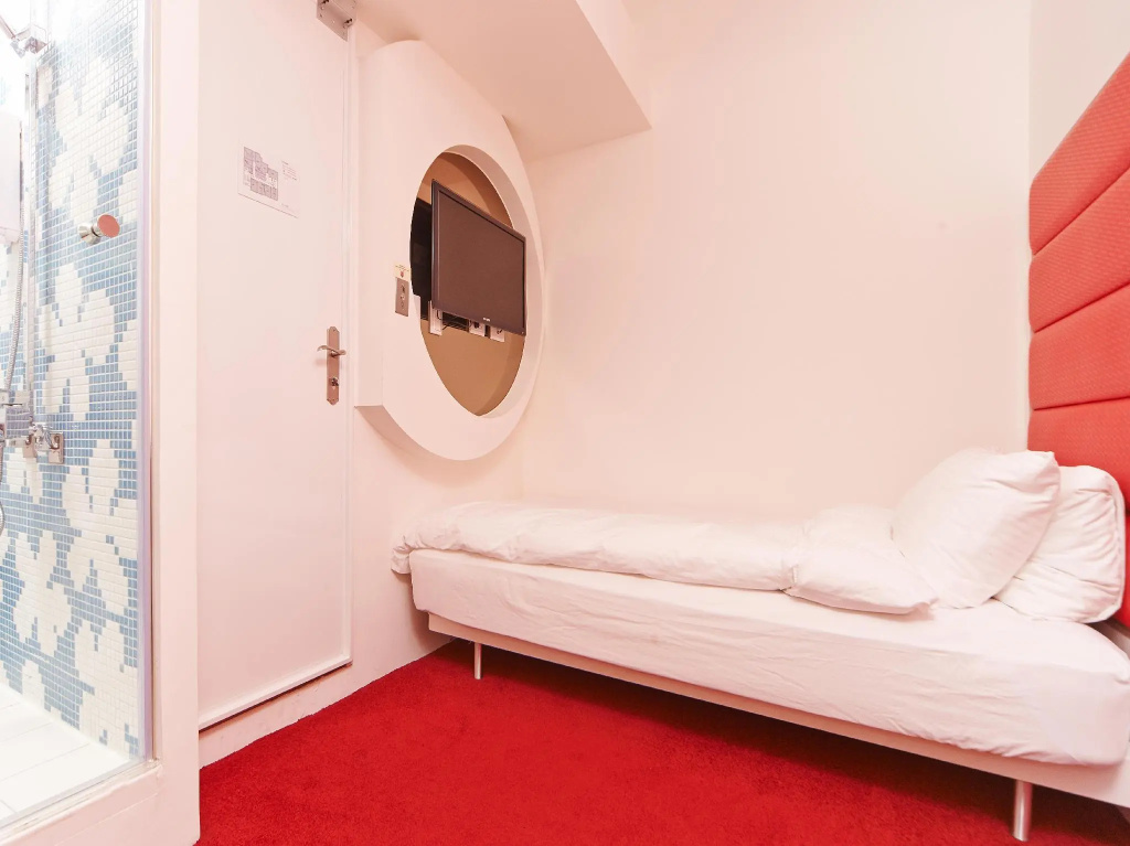 Standard Single room (single bed)