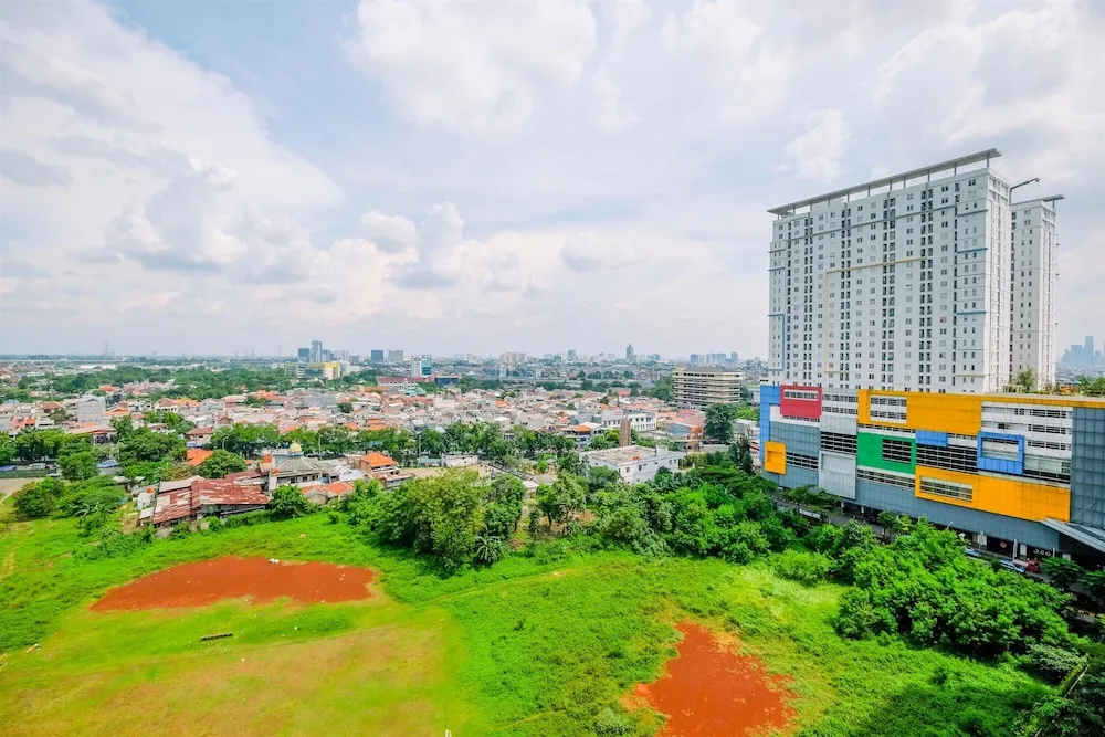 Strategic 2Br Apartment At Bassura City