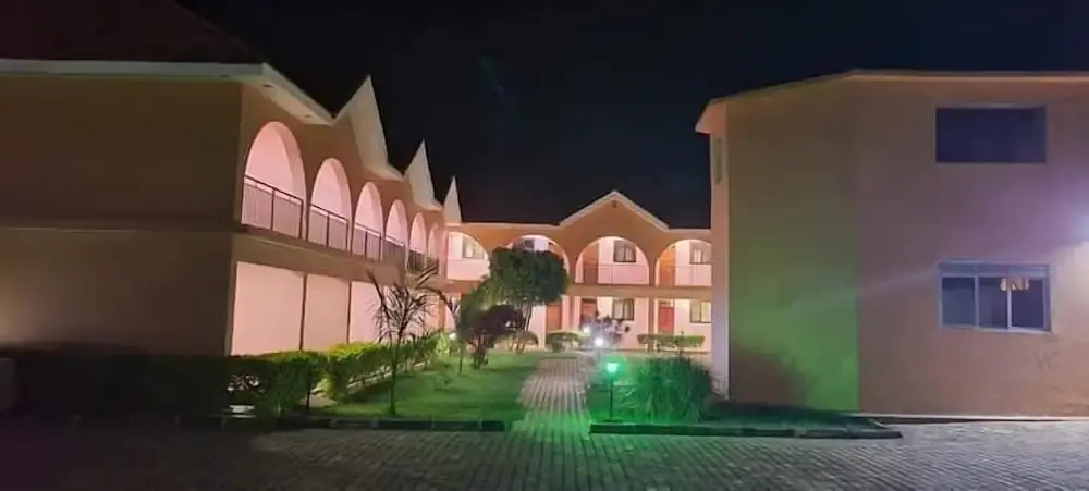Hotel Alice Lira