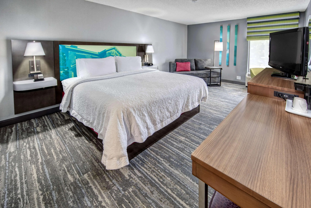 Hampton Inn Batesville - фото 4