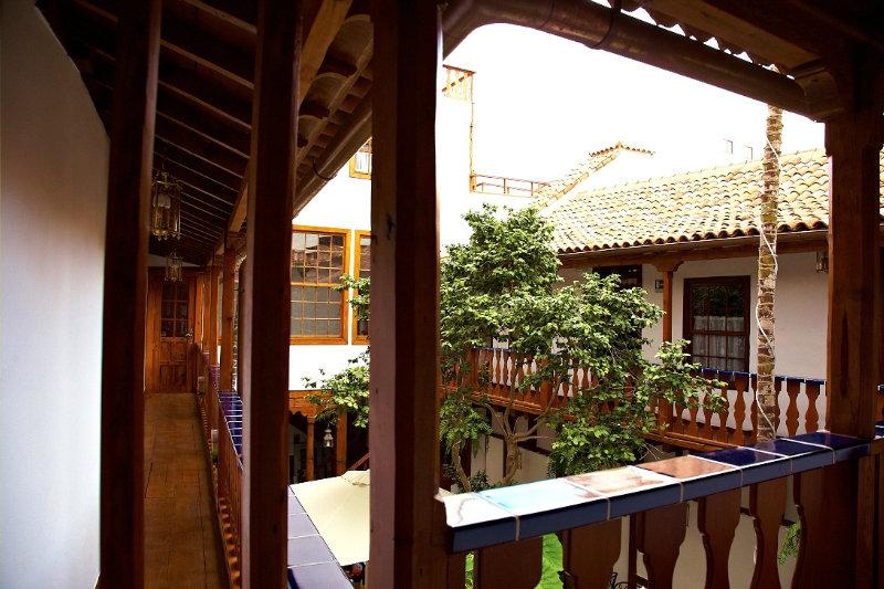 Balcony & Terrace