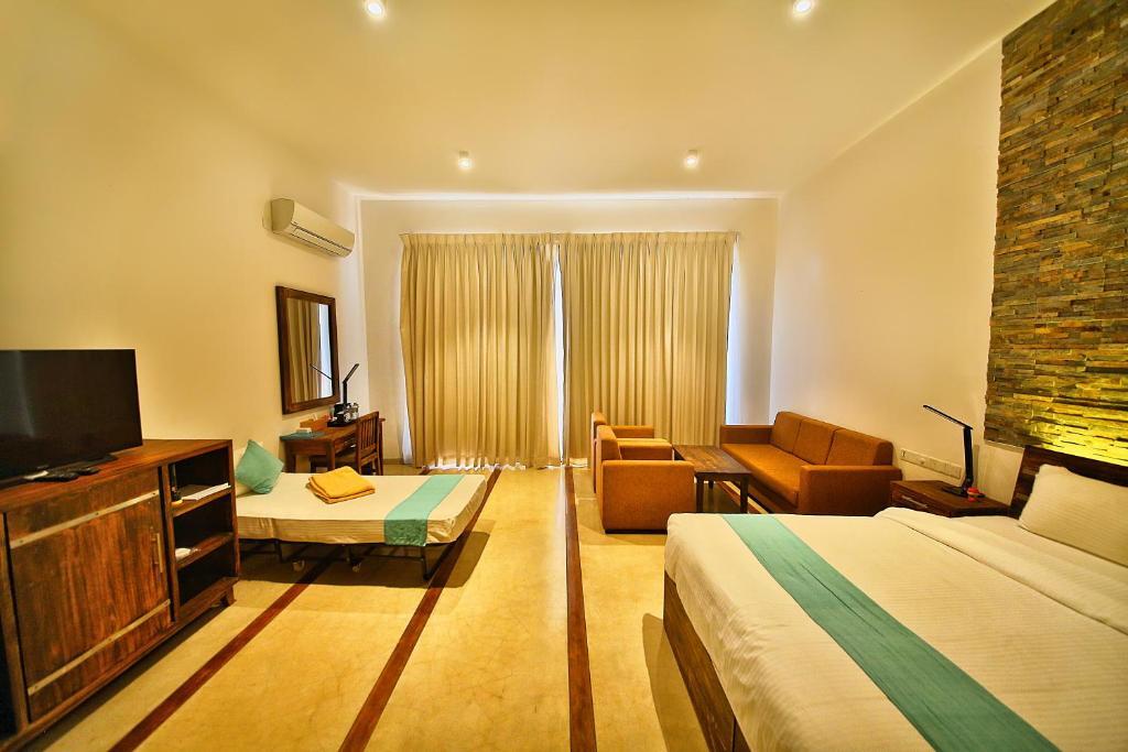 R Degree Hotel