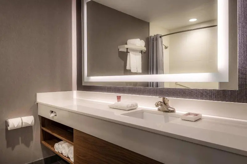 Anaheim Camelot Inn & Suites - Chambres