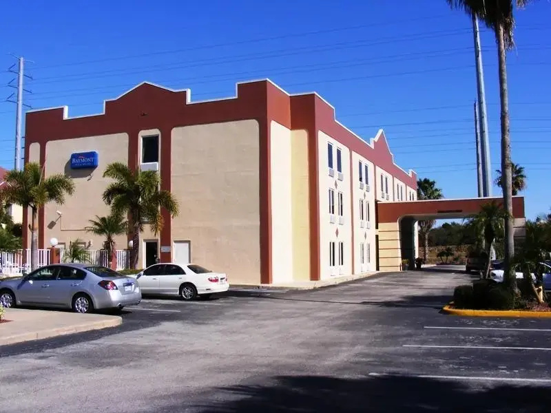Baymont Inn & Suites Orlando