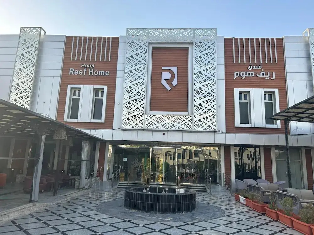 Reef Home Hotel