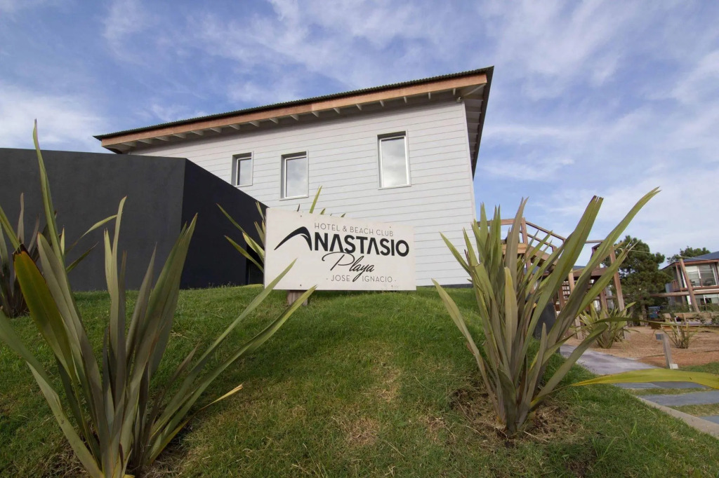 Anastasio Hotel & Beach Club