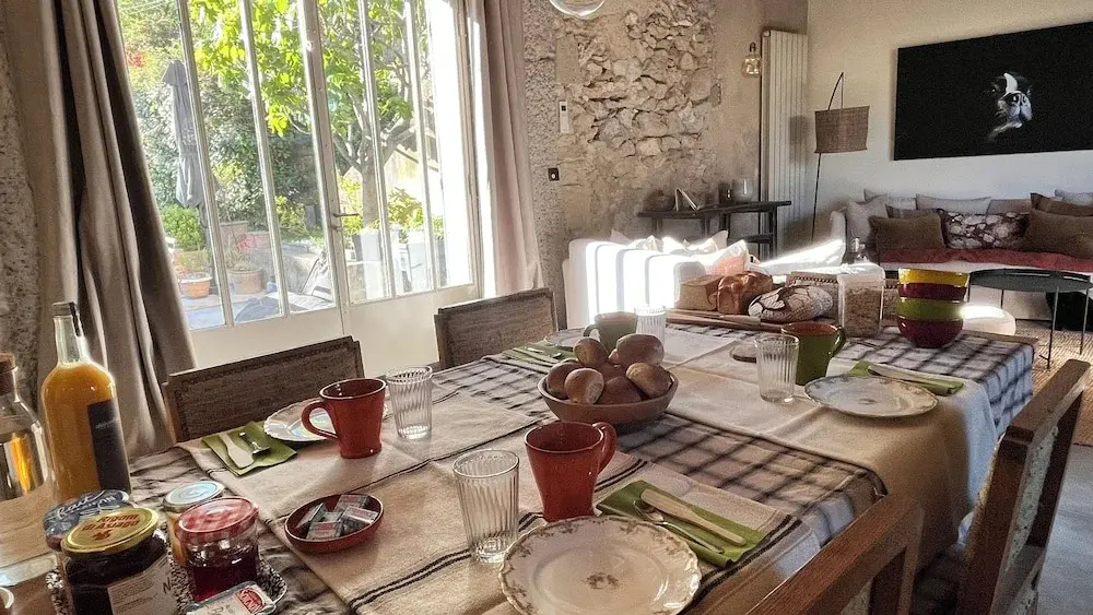 Afficher la photo 8 — Le 52 en Provence