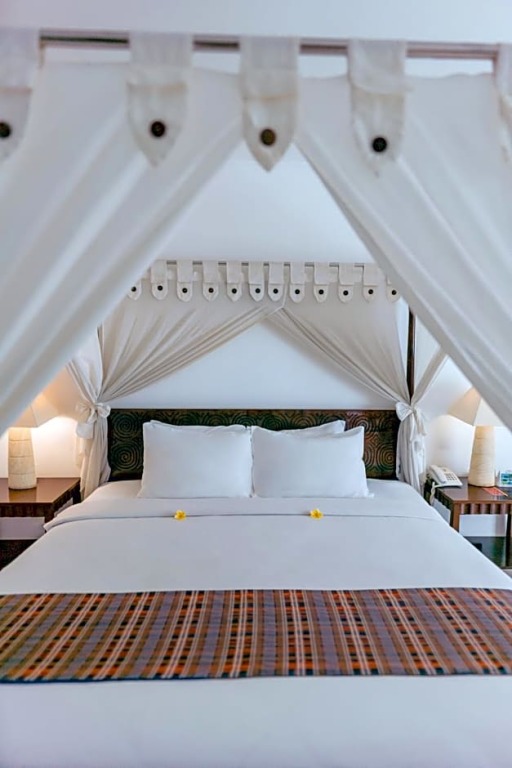 Legong Keraton Beach Hotel