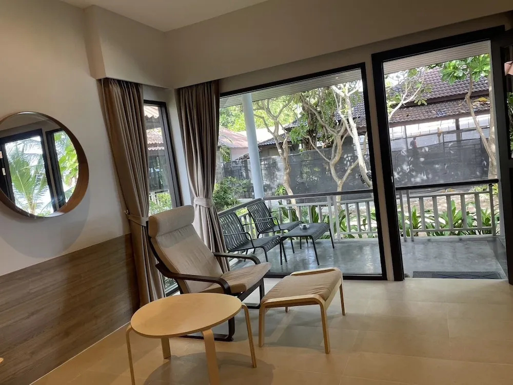 1 Bedroom Deluxe Double room with garden view (full double bed)