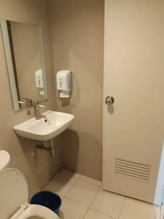 Deluxe Double room (full double bed)