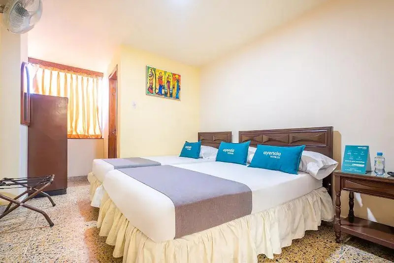 Hotel Almirante - Chambres