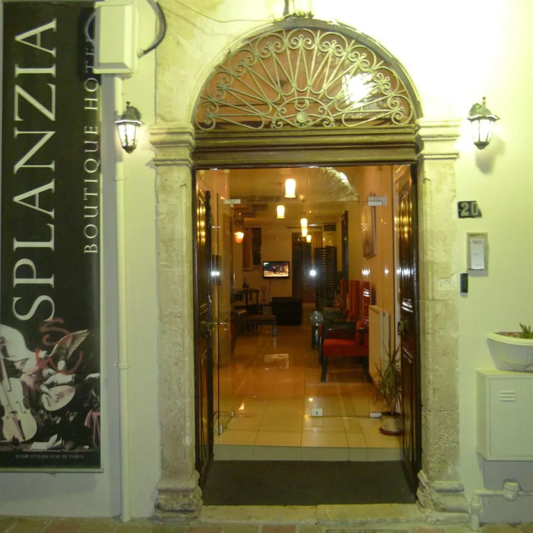 Splanzia