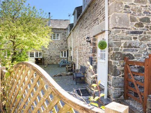 Hele Stone Cottage (Adults Only)