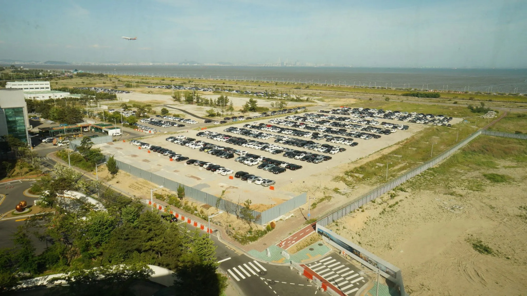Beach & Waterfront