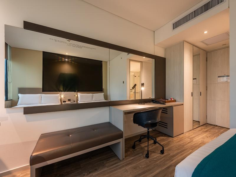 Economy room