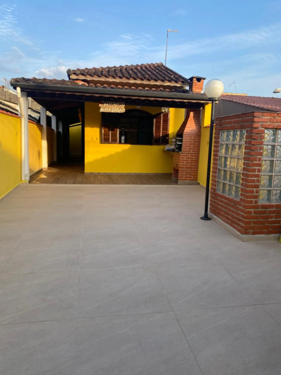 Casa térrea em Caraguatatuba