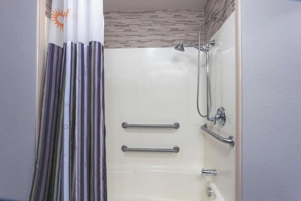 La Quinta Inn & Suites by Wyndham Covington - Chambres