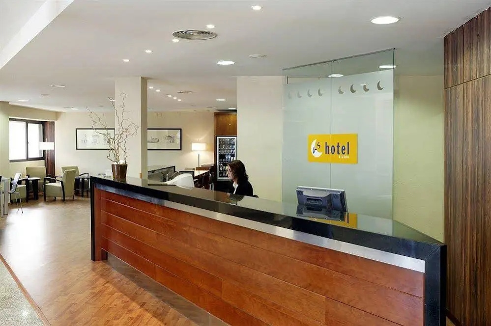 Hotel photo 2