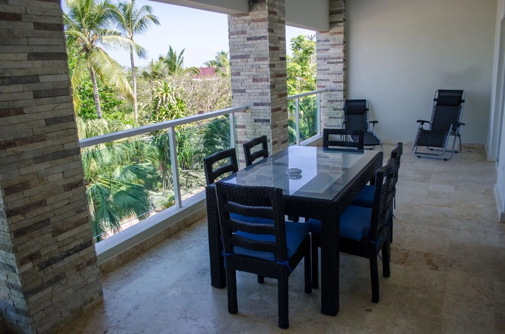 Hill Top Apartment
