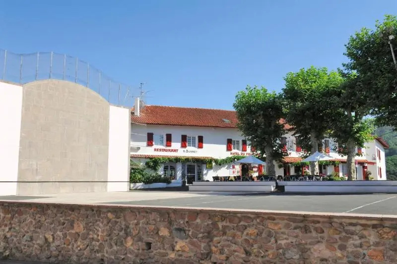 Logis Hotel Du Fronton-Agian