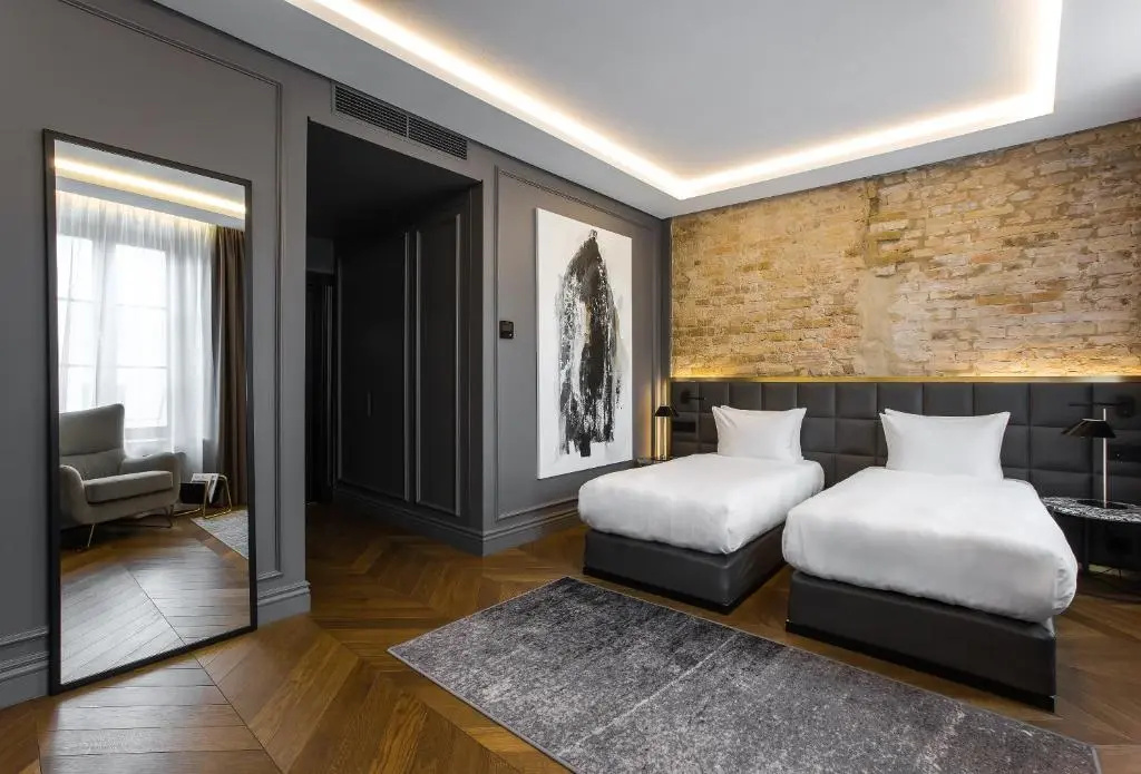 Standard Double room (twin beds)