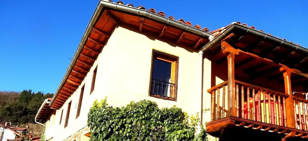 La Perezosa & Yoga Hostel