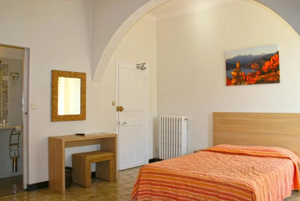 Standard Quadruple room with sea view