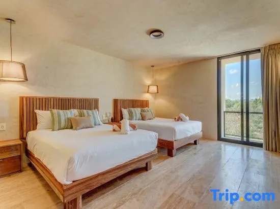 Deluxe Double room (twin beds)