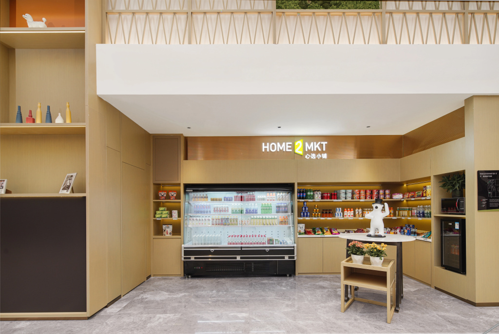 Lobby & Reception