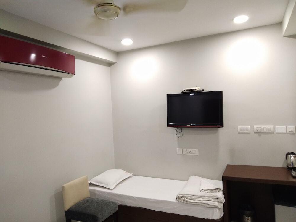 GOLDEN APPLE BOUTIQUE HOTEL by null