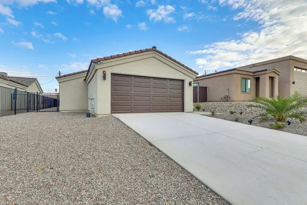 'havasu Palisades' Lake Havasu City Gem!