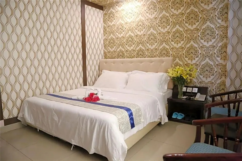 Superior Double room with city view (twin beds)