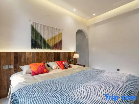 5 Bedrooms Standard room