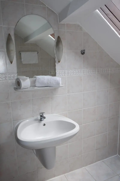 Korona Hotel Panzio - Chambres