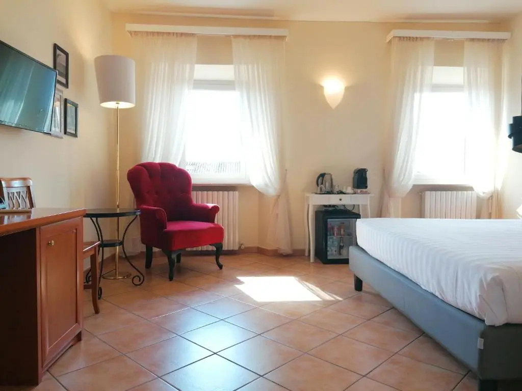 Superior Double room (full double bed)