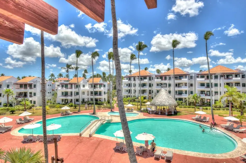 Incredible Oceanfront 3 Bedroom Apartment S-b201