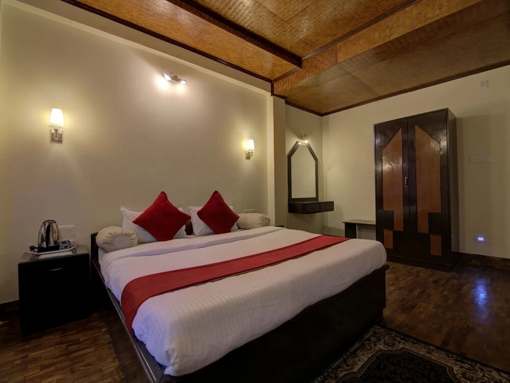 Crown De La Cruz Residency - Général