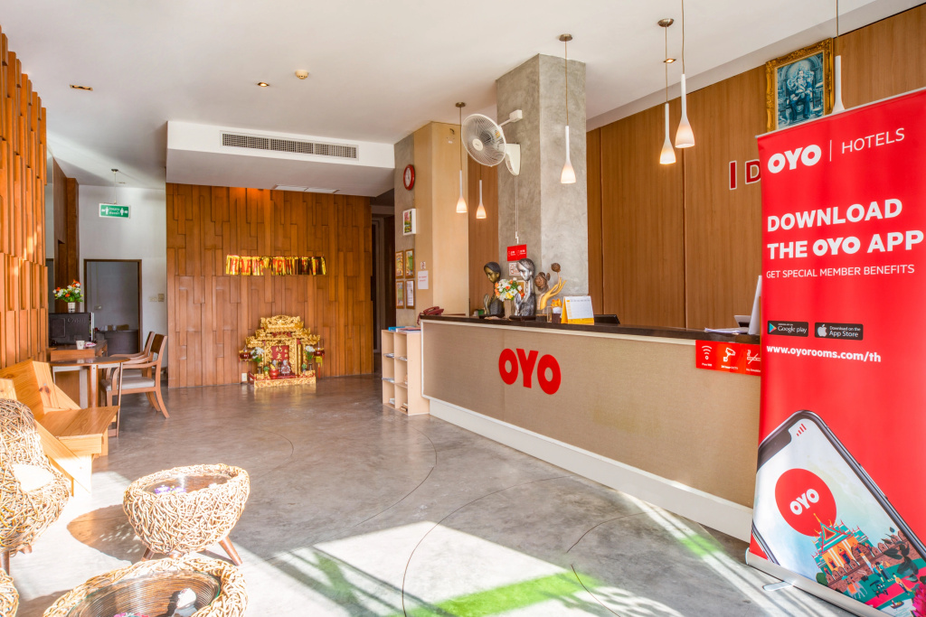 Lobby & Reception
