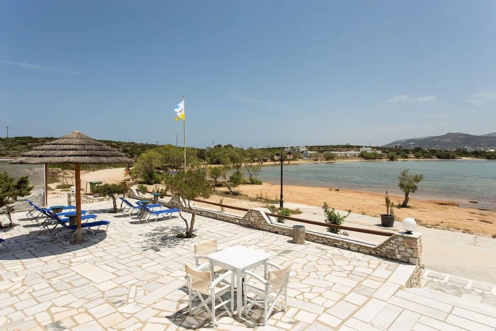 Beach & Waterfront