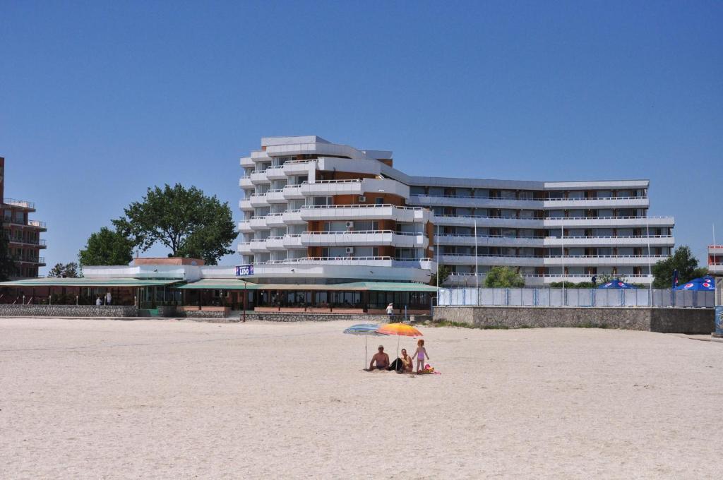 Lido Hotel image