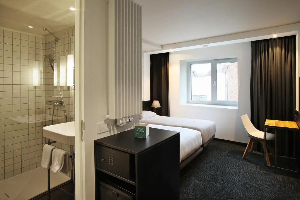 Deluxe Double room (twin beds)