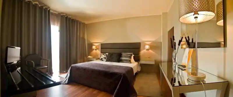 Hotel Ílhavo Plaza - Chambres