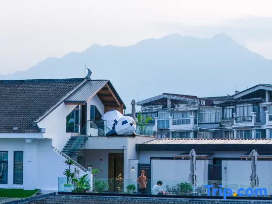 Muyun Private Hot Spring Homestay in Chengdu