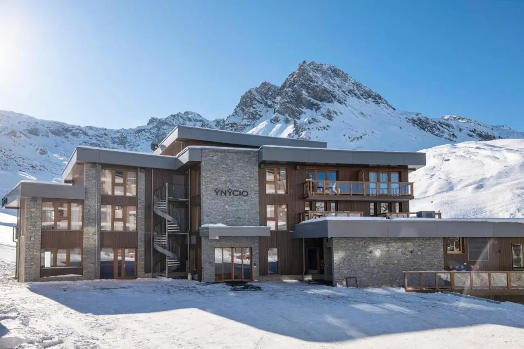 MGM lŽEcrin des Neiges Residence