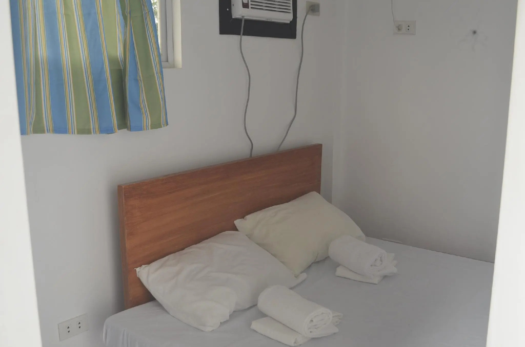 Economy room