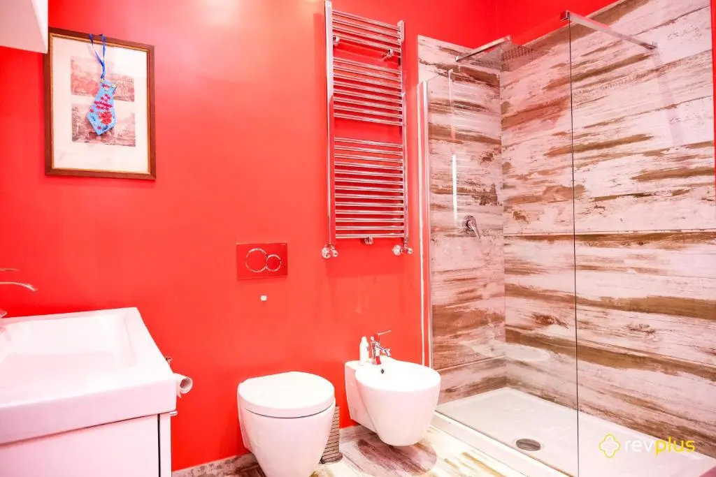 3 Bedrooms Apartment