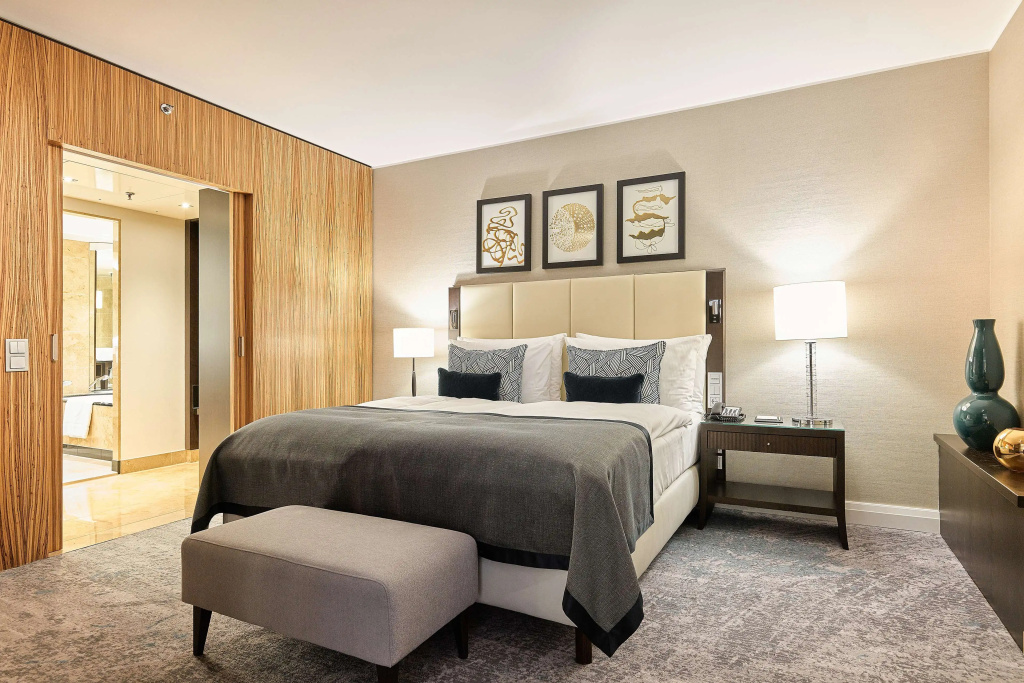 Deluxe Double Hommage Suite (full double bed)