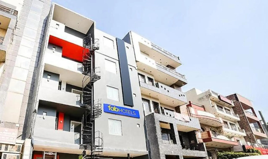 Fabhotel The Chaitanyas