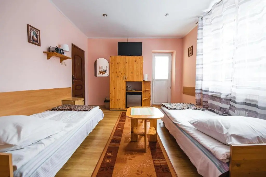 Standard Triple room with balcony