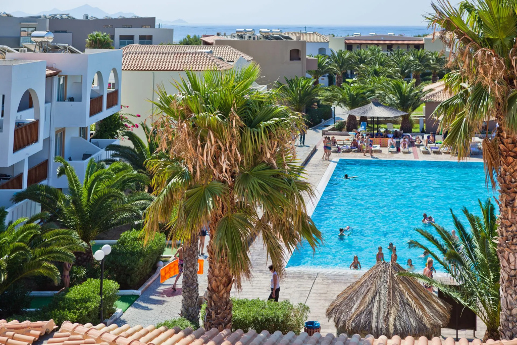 Beach & Waterfront